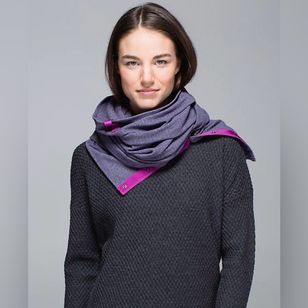 EUC Lululemon Vinyasa Scarf *Rulu - Heathered Herringbone Black Grape Nightfall